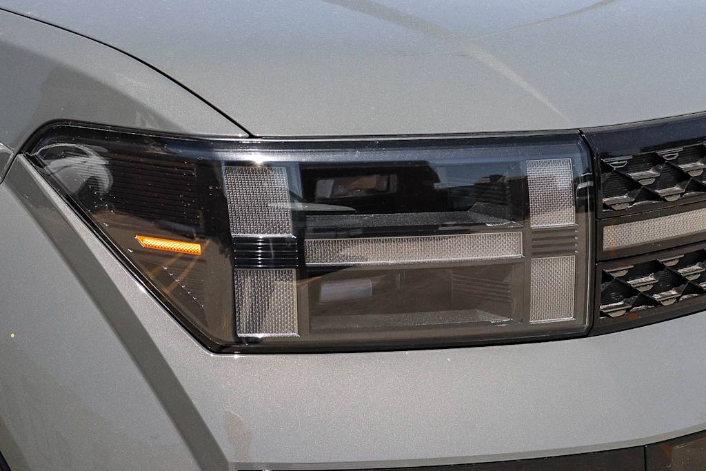 Thumbnail: 2027 Hyundai Santa Fe - 16