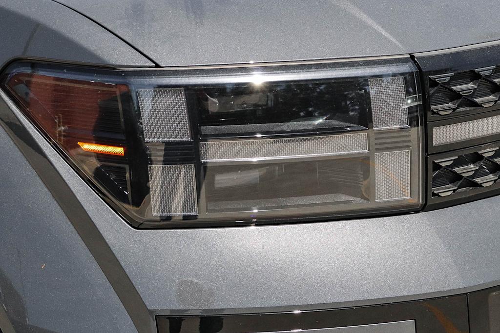Thumbnail: 2026 Hyundai Santa Fe - 16