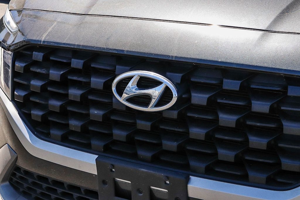 Thumbnail: 2023 Hyundai Santa Fe - 6