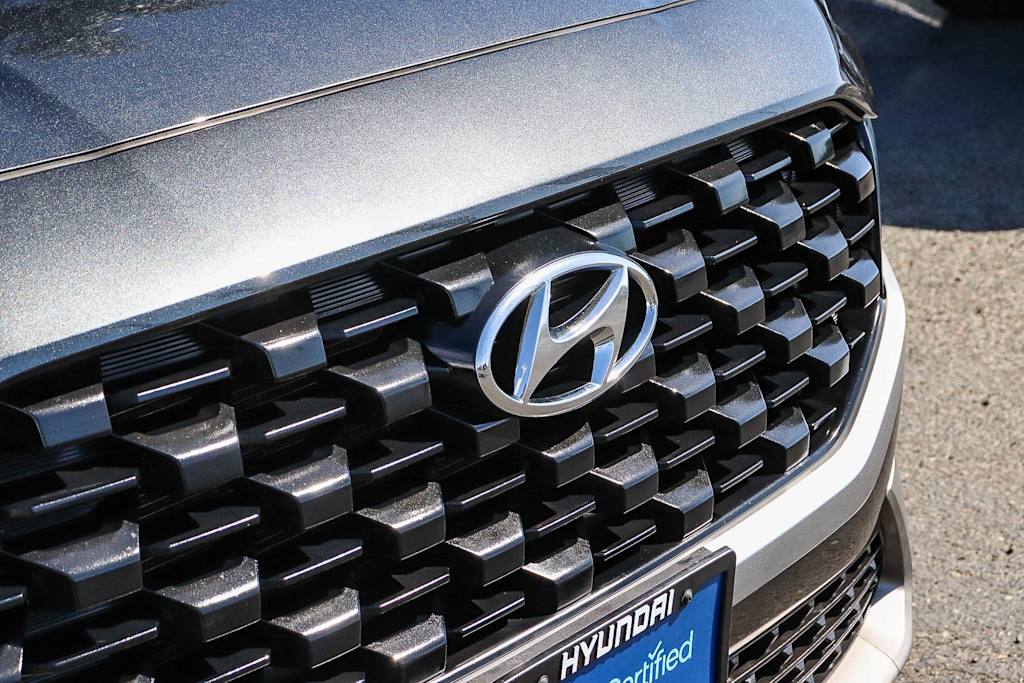 Thumbnail: 2023 Hyundai Santa Fe - 17