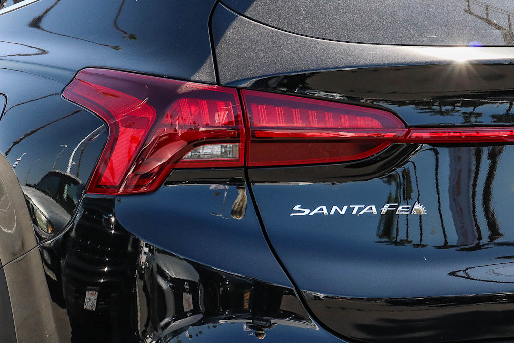 Thumbnail: 2023 Hyundai Santa Fe - 16
