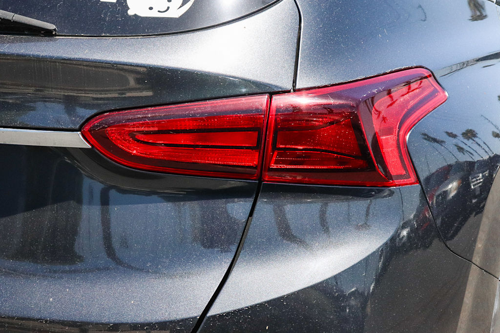 Thumbnail: 2020 Hyundai Santa Fe - 17