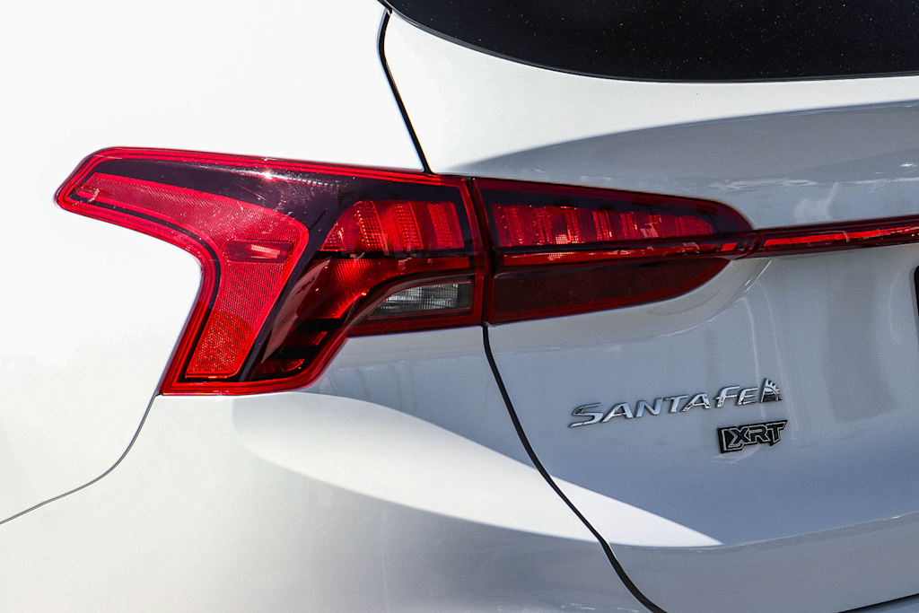 Thumbnail: 2023 Hyundai Santa Fe - 19