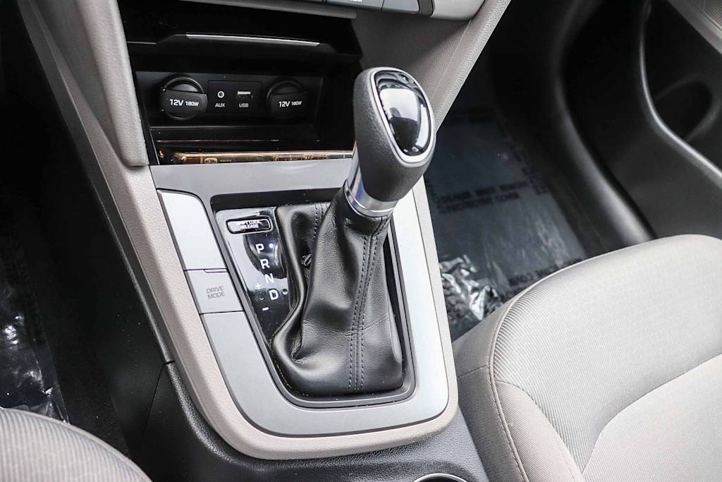 Thumbnail: 2017 Hyundai Elantra - 13