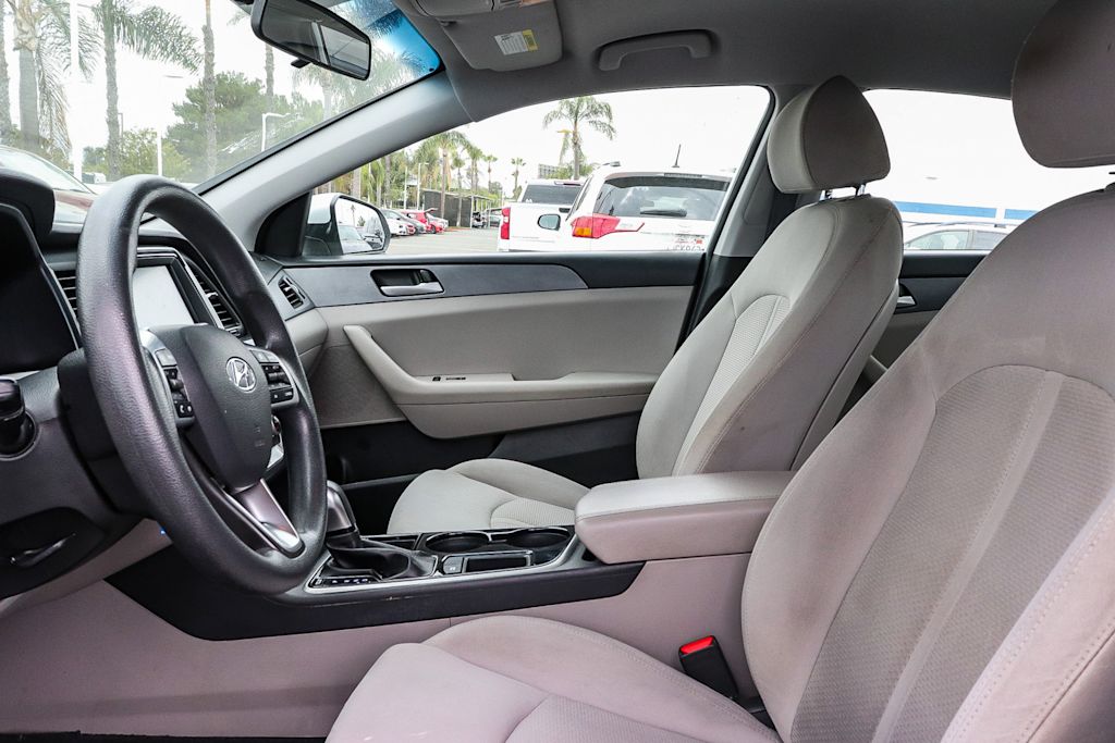 Thumbnail: 2018 Hyundai Sonata - 9