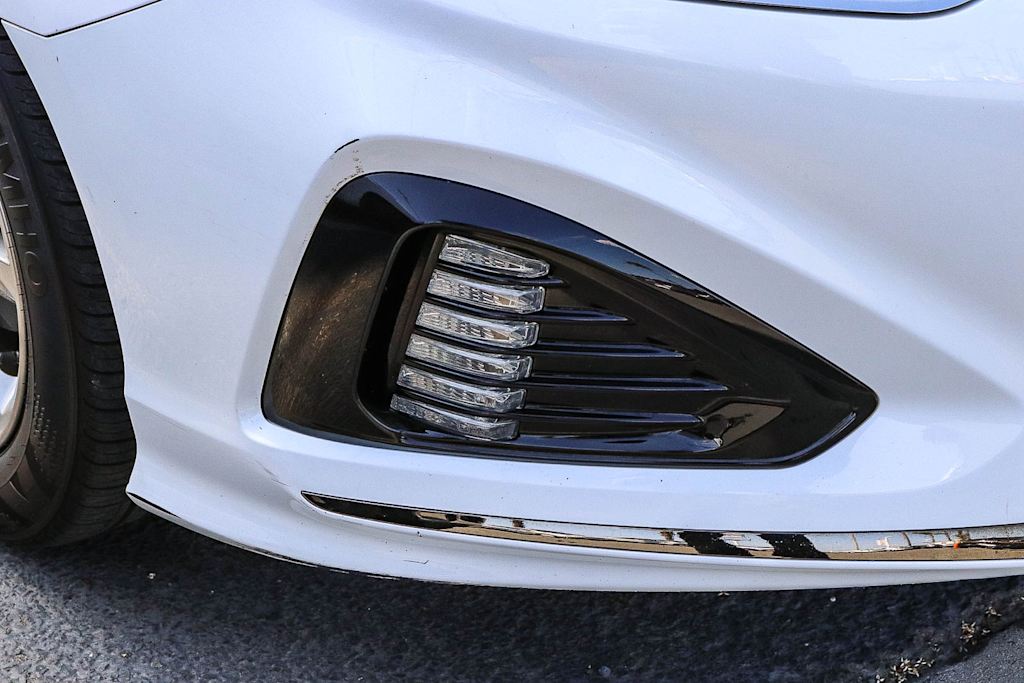 Thumbnail: 2019 Hyundai Sonata - 21