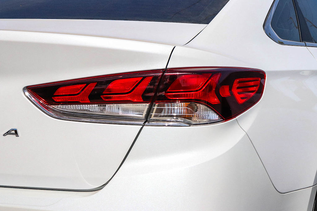 Thumbnail: 2019 Hyundai Sonata - 15