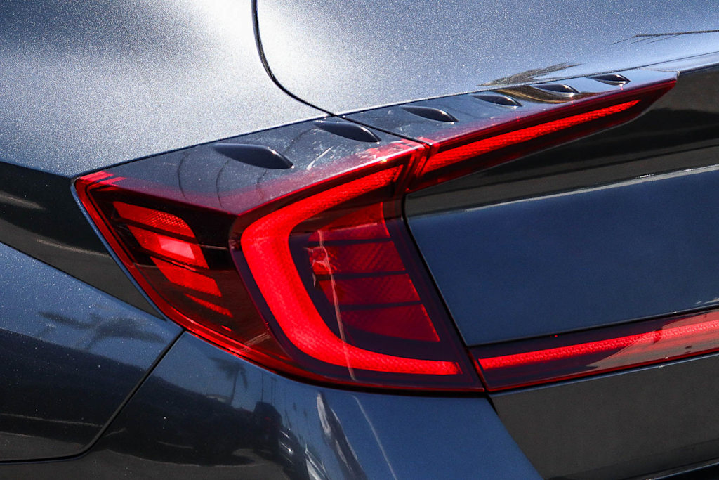 Thumbnail: 2020 Hyundai Sonata - 20