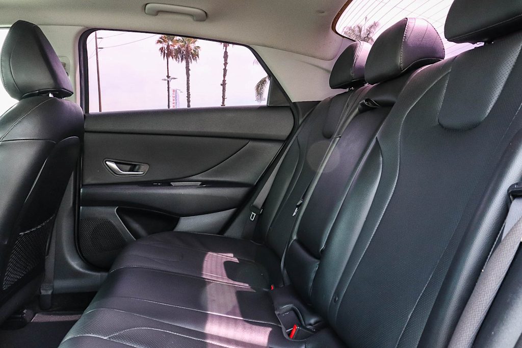 Thumbnail: 2021 Hyundai Elantra - 11
