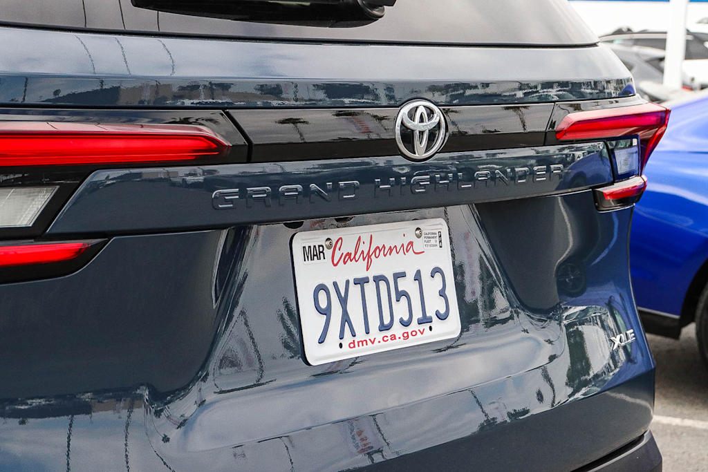 Thumbnail: 2026 Toyota Grand Highlander - 21