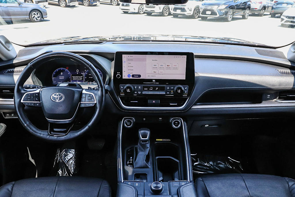 Thumbnail: 2024 Toyota Grand Highlander - 2