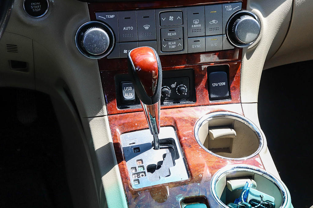 Thumbnail: 2012 Toyota Highlander - 13