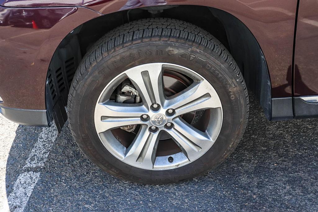 Thumbnail: 2012 Toyota Highlander - 7