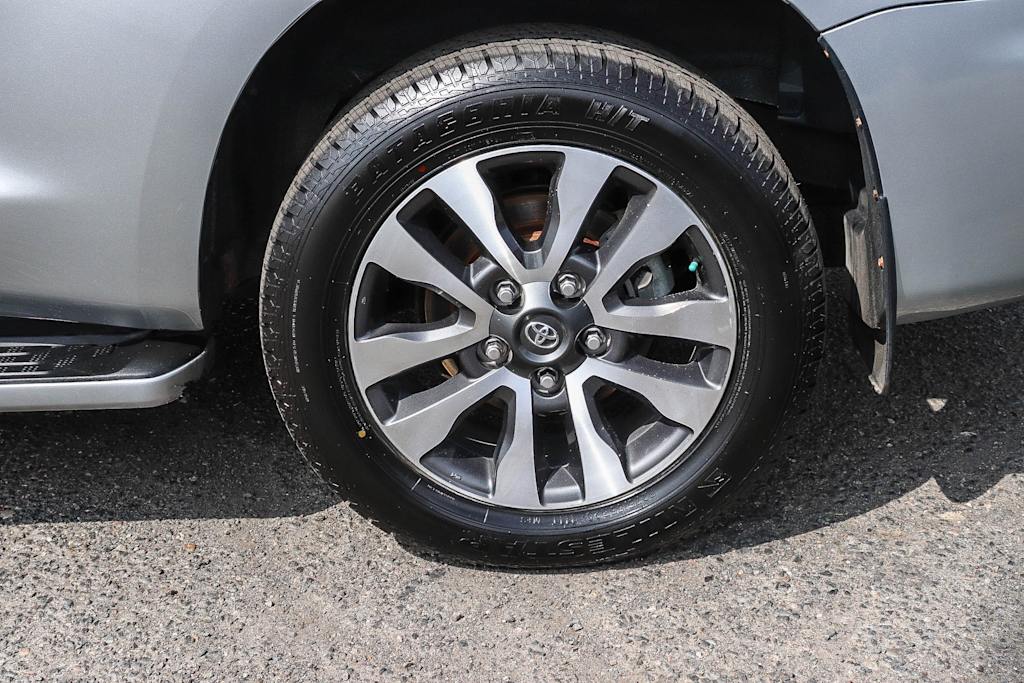 Thumbnail: 2021 Toyota Sequoia - 6