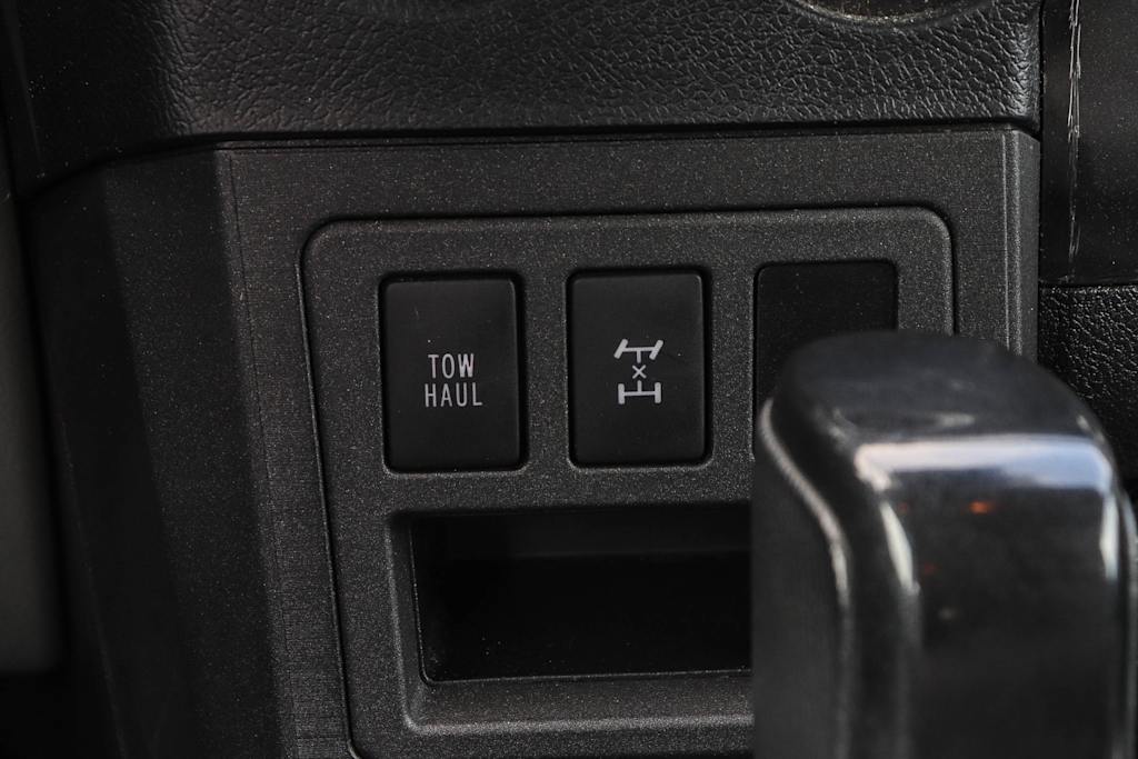 Thumbnail: 2021 Toyota Sequoia - 27