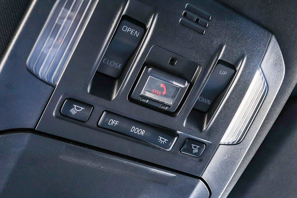 Thumbnail: 2021 Toyota Highlander - 34
