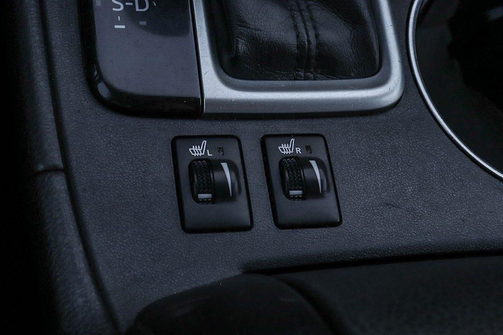 Thumbnail: 2016 Toyota Highlander - 30