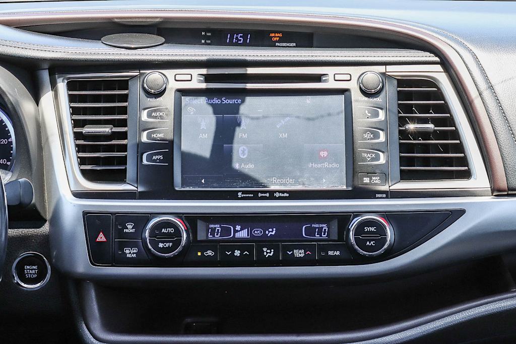 Thumbnail: 2016 Toyota Highlander - 13