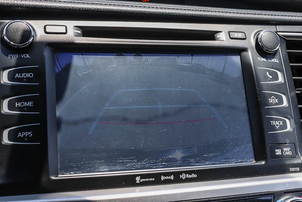 Thumbnail: 2016 Toyota Highlander - 29