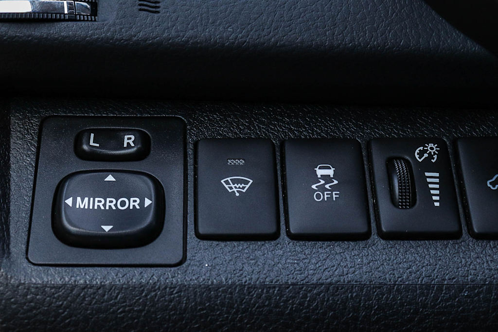 Thumbnail: 2013 Toyota Highlander - 33