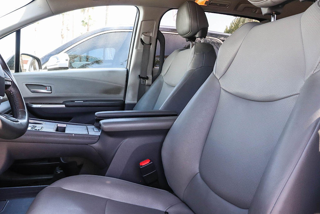Thumbnail: 2024 Toyota Sienna - 8