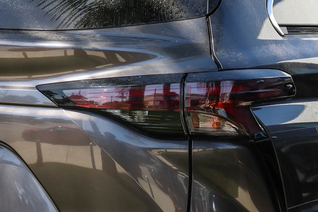 Thumbnail: 2024 Toyota Sienna - 20