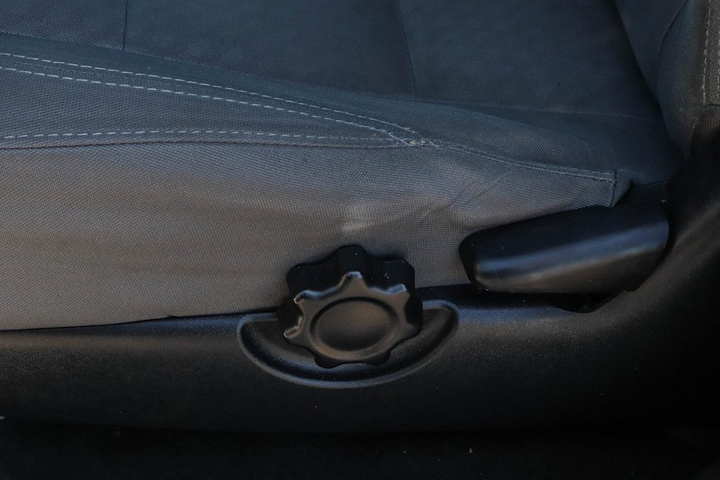 Thumbnail: 2020 Toyota Tacoma - 30