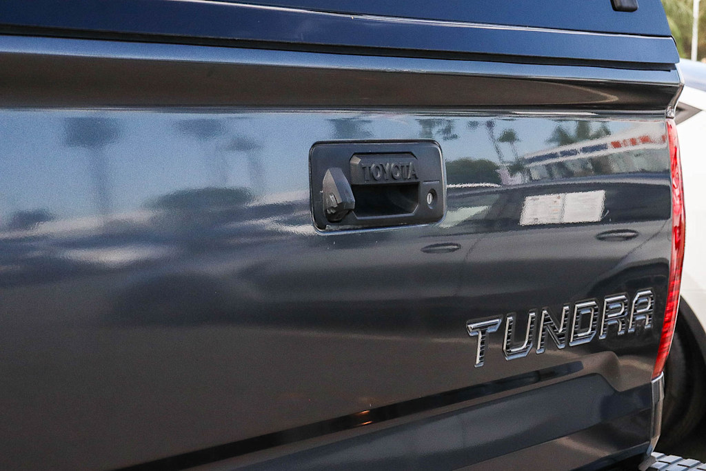 Thumbnail: 2020 Toyota Tundra - 21