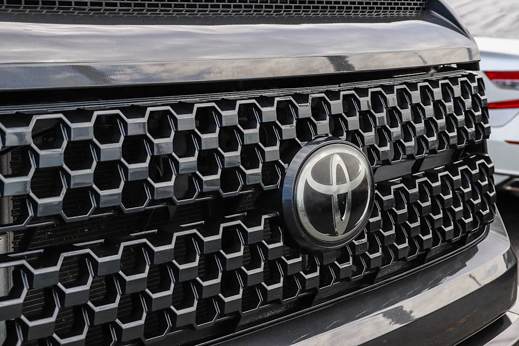 Thumbnail: 2020 Toyota Tundra - 6