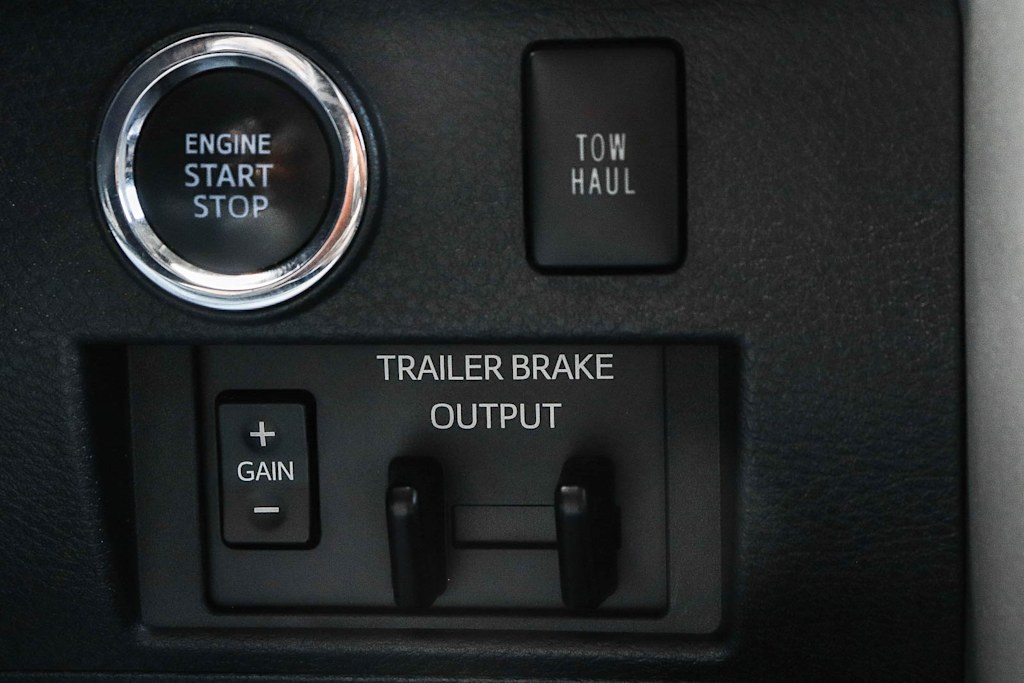 Thumbnail: 2020 Toyota Tundra - 35