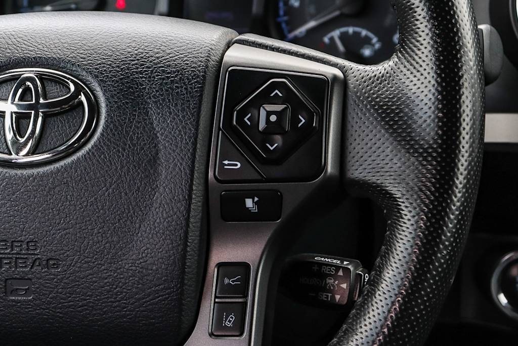 Thumbnail: 2019 Toyota Tacoma - 24