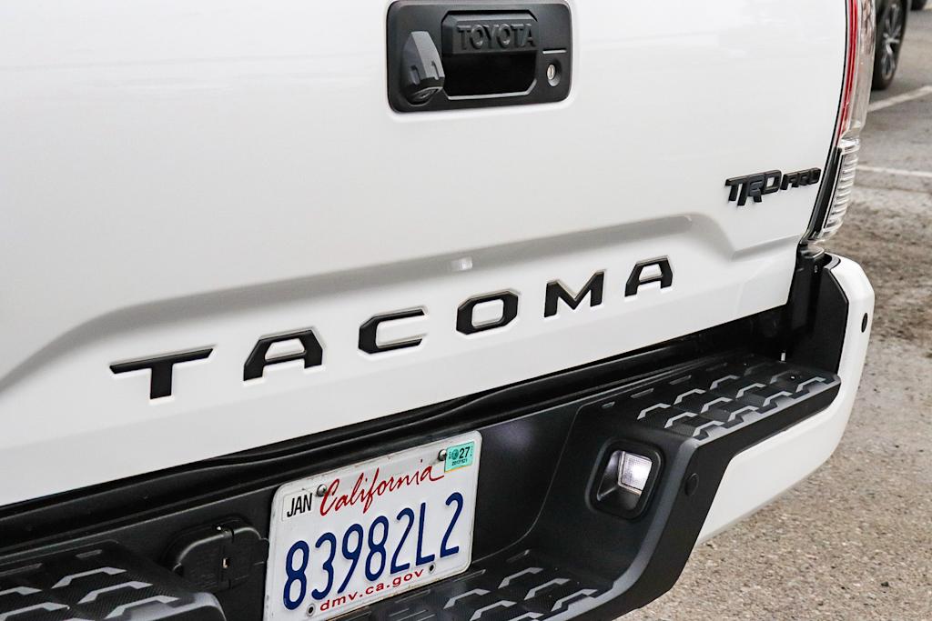 Thumbnail: 2019 Toyota Tacoma - 21