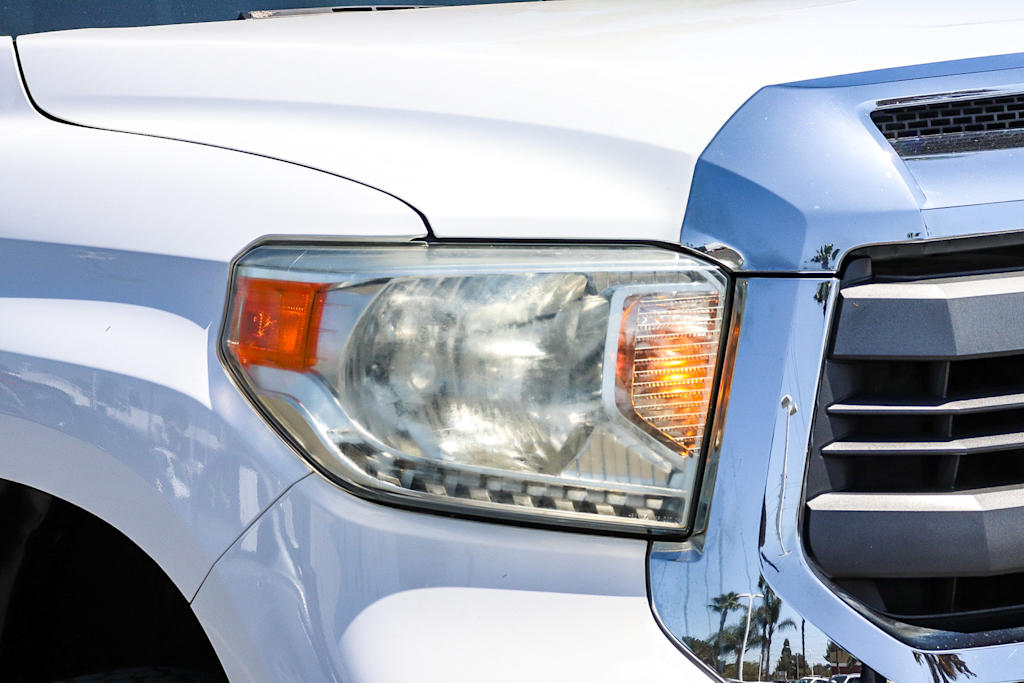 Thumbnail: 2014 Toyota Tundra - 19