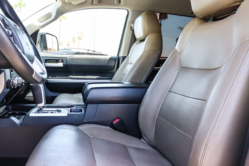 Thumbnail: 2014 Toyota Tundra - 11
