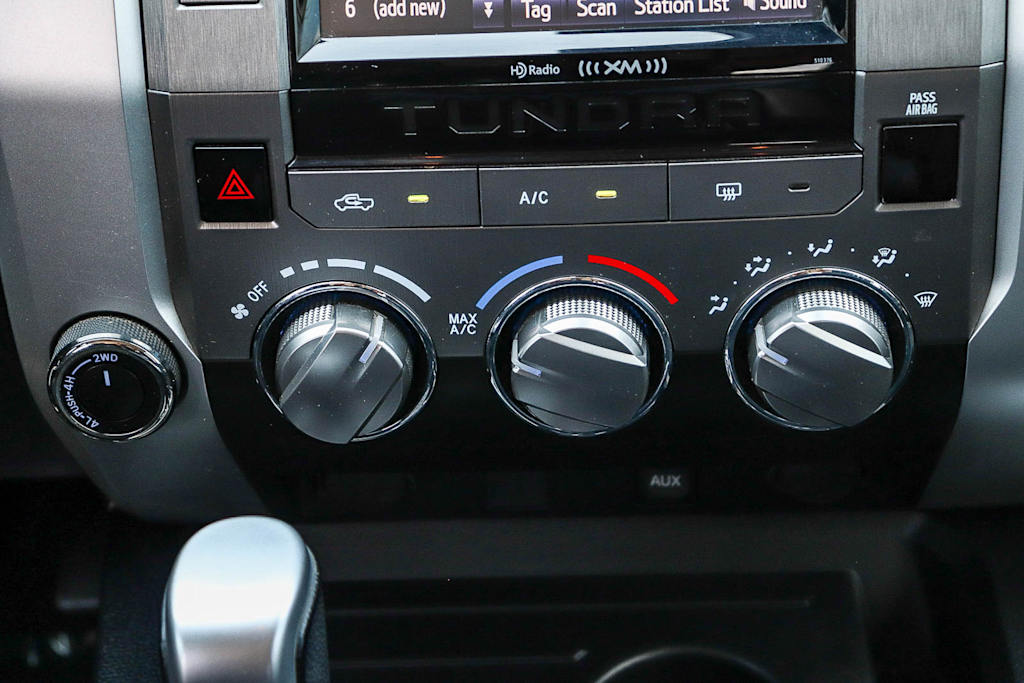 Thumbnail: 2019 Toyota Tundra - 26