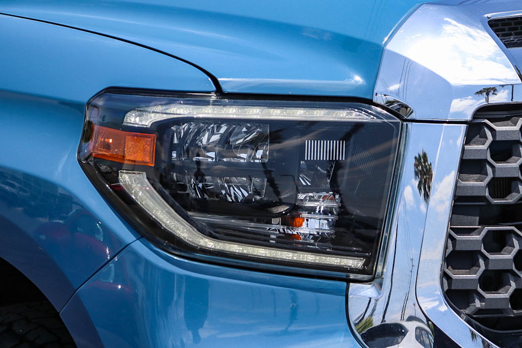 Thumbnail: 2019 Toyota Tundra - 18