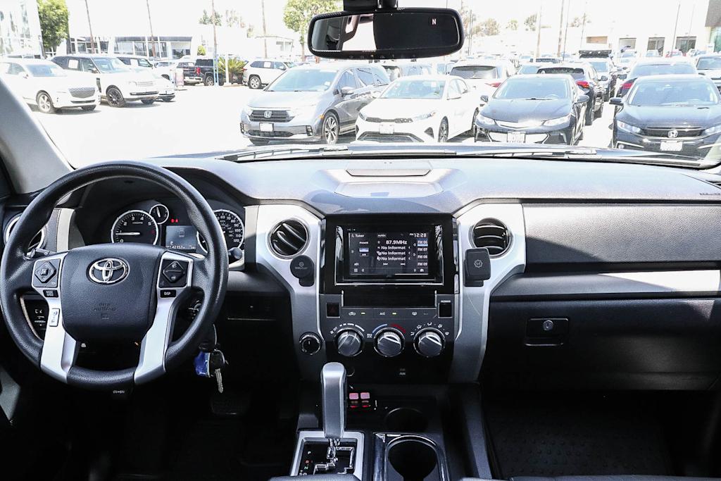 Thumbnail: 2015 Toyota Tundra - 2