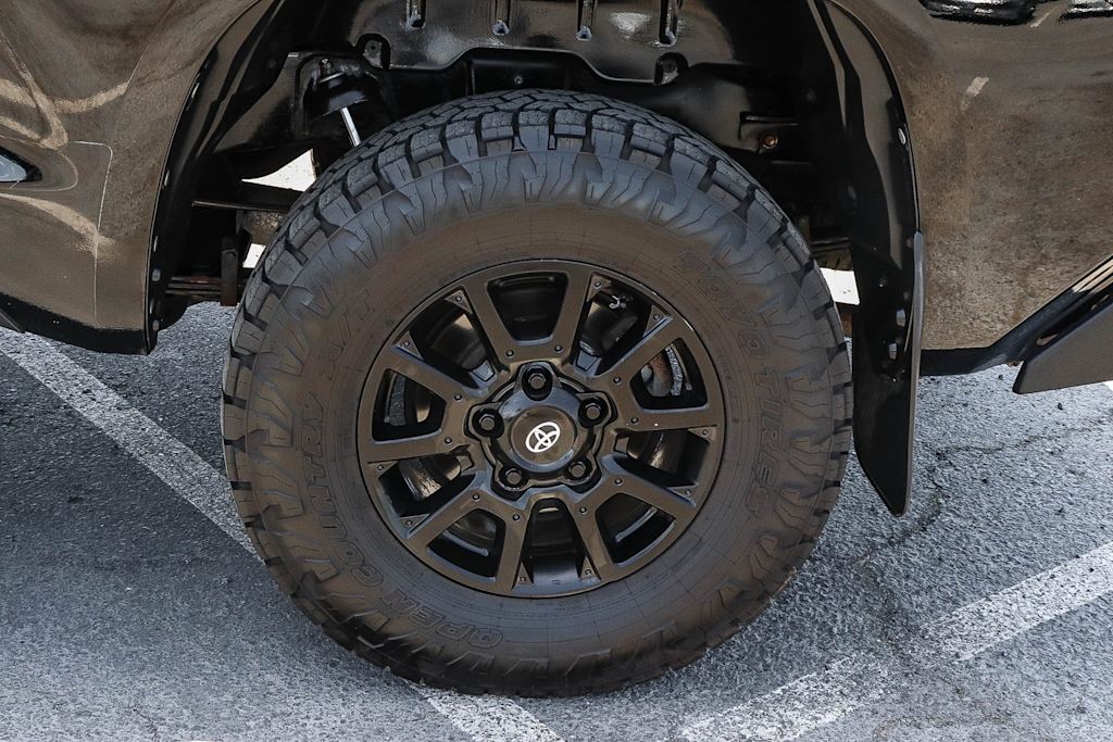 Thumbnail: 2015 Toyota Tundra - 7