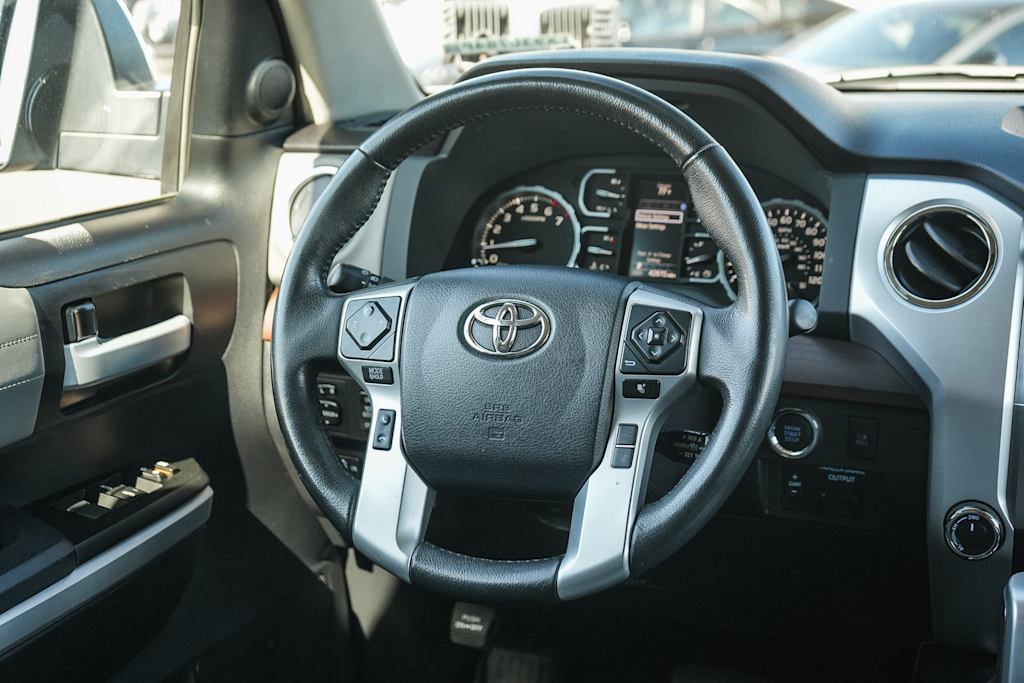 Thumbnail: 2020 Toyota Tundra - 8