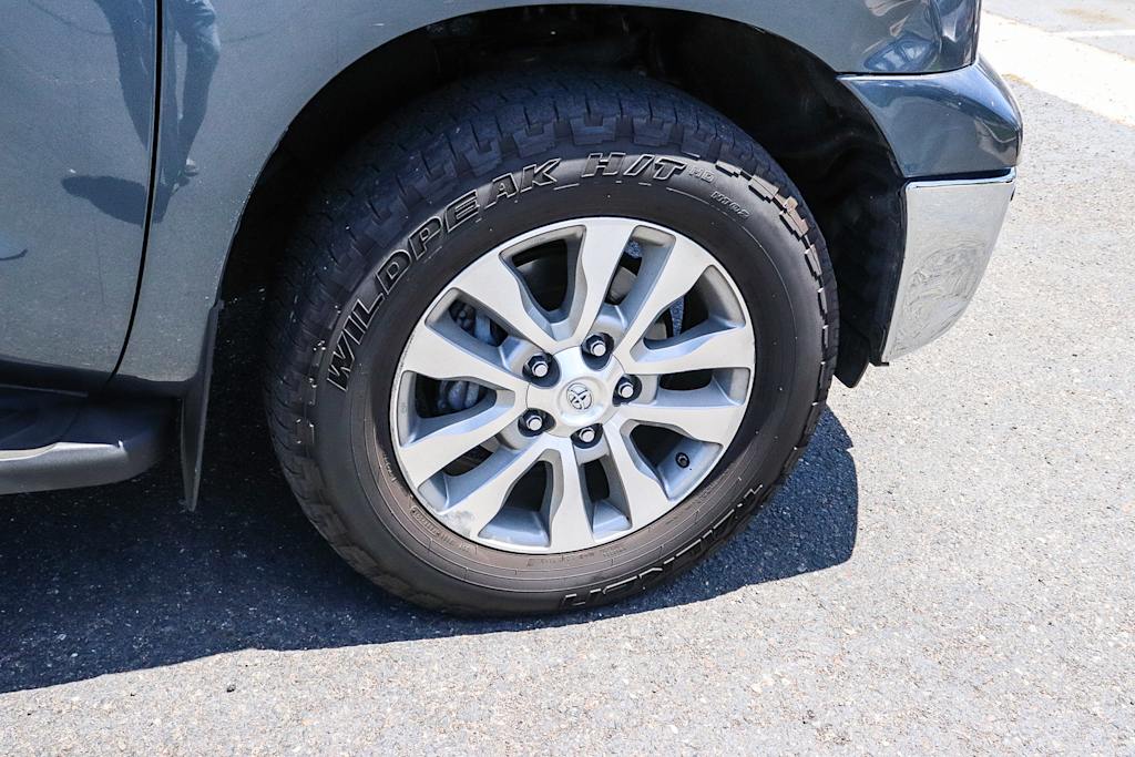 Thumbnail: 2010 Toyota Tundra - 20