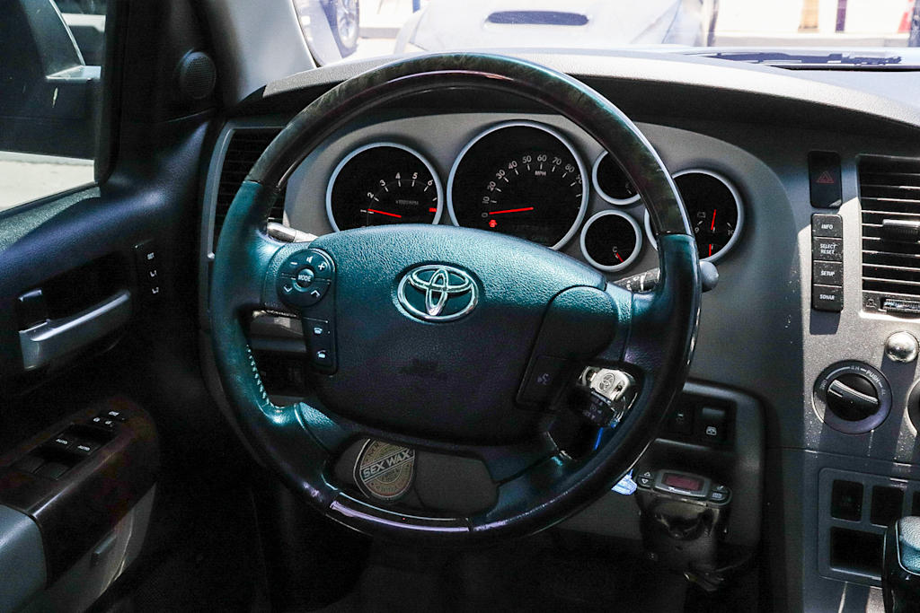 Thumbnail: 2010 Toyota Tundra - 8