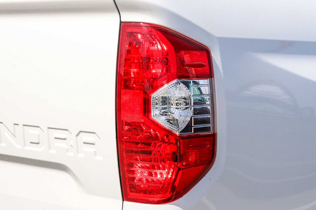 Thumbnail: 2020 Toyota Tundra - 19
