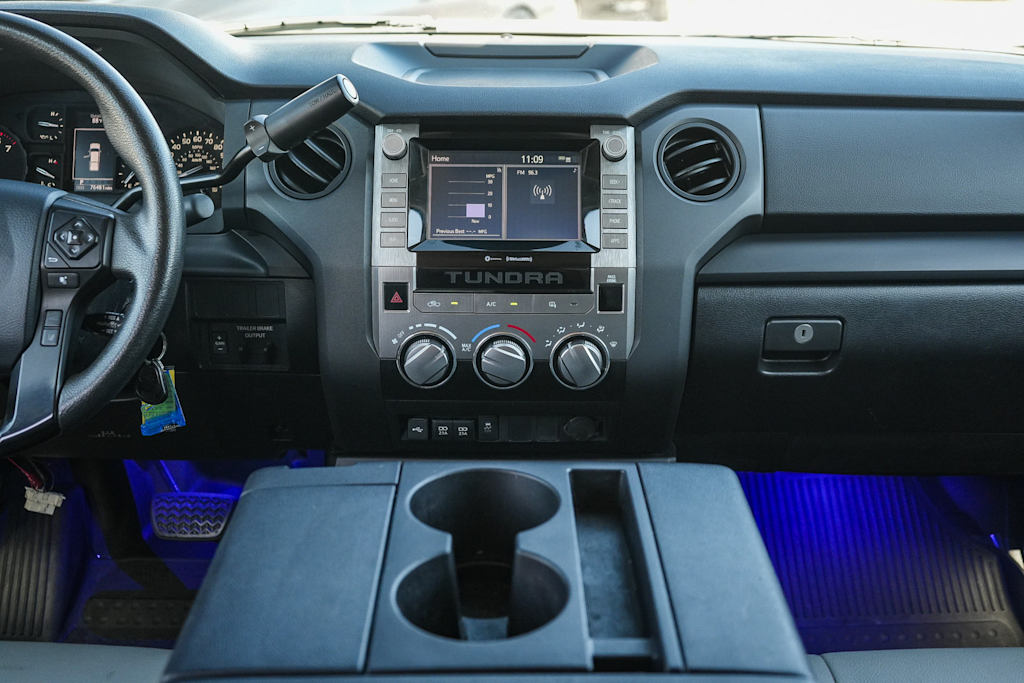 Thumbnail: 2020 Toyota Tundra - 8