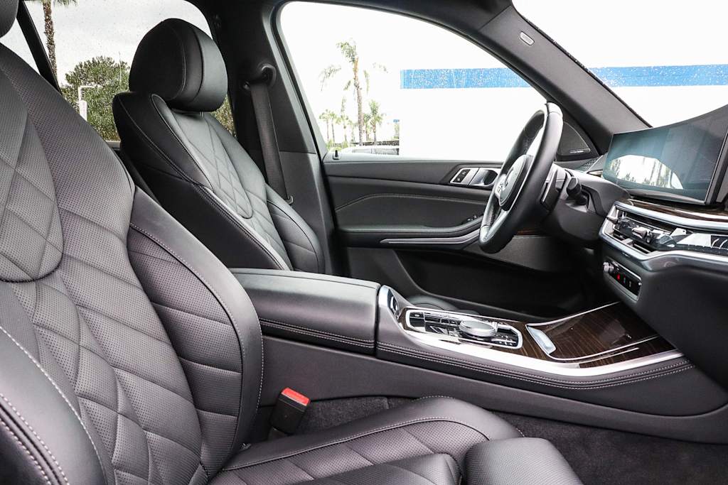 Thumbnail: 2024 BMW X5 - 9