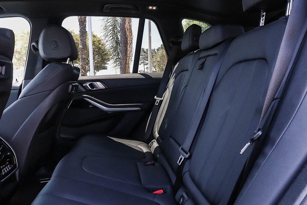 Thumbnail: 2020 BMW X5 - 11