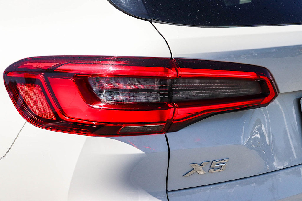 Thumbnail: 2020 BMW X5 - 20