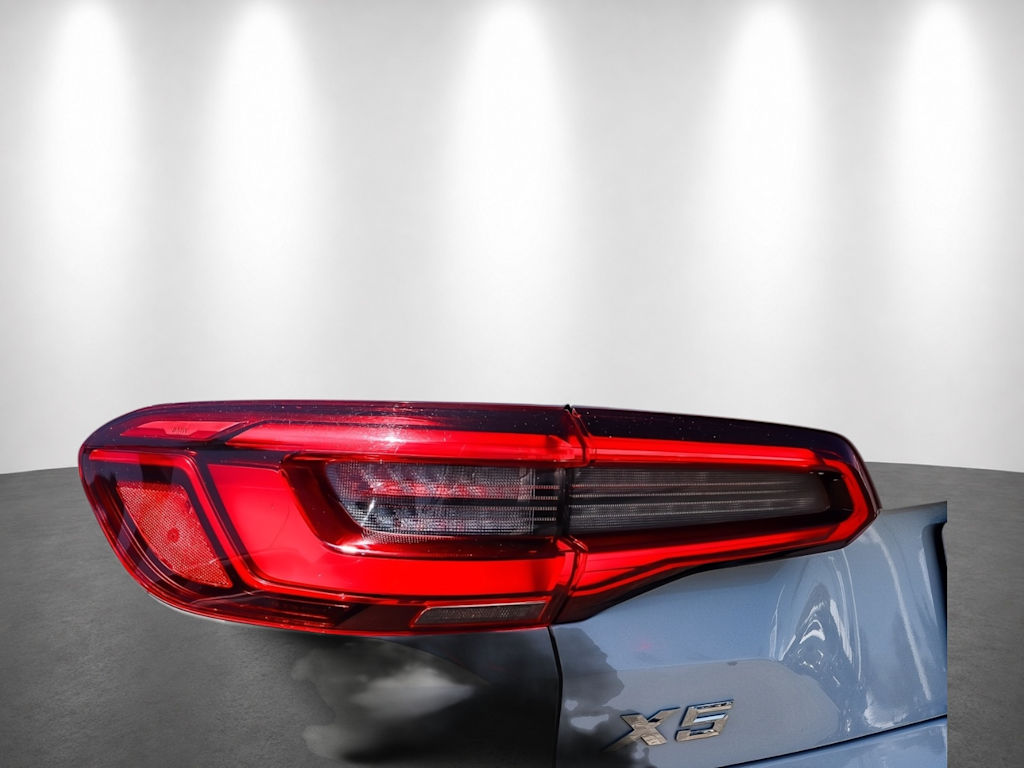 Thumbnail: 2020 BMW X5 - 20