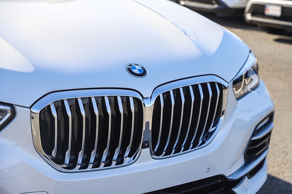 Thumbnail: 2021 BMW X5 - 6