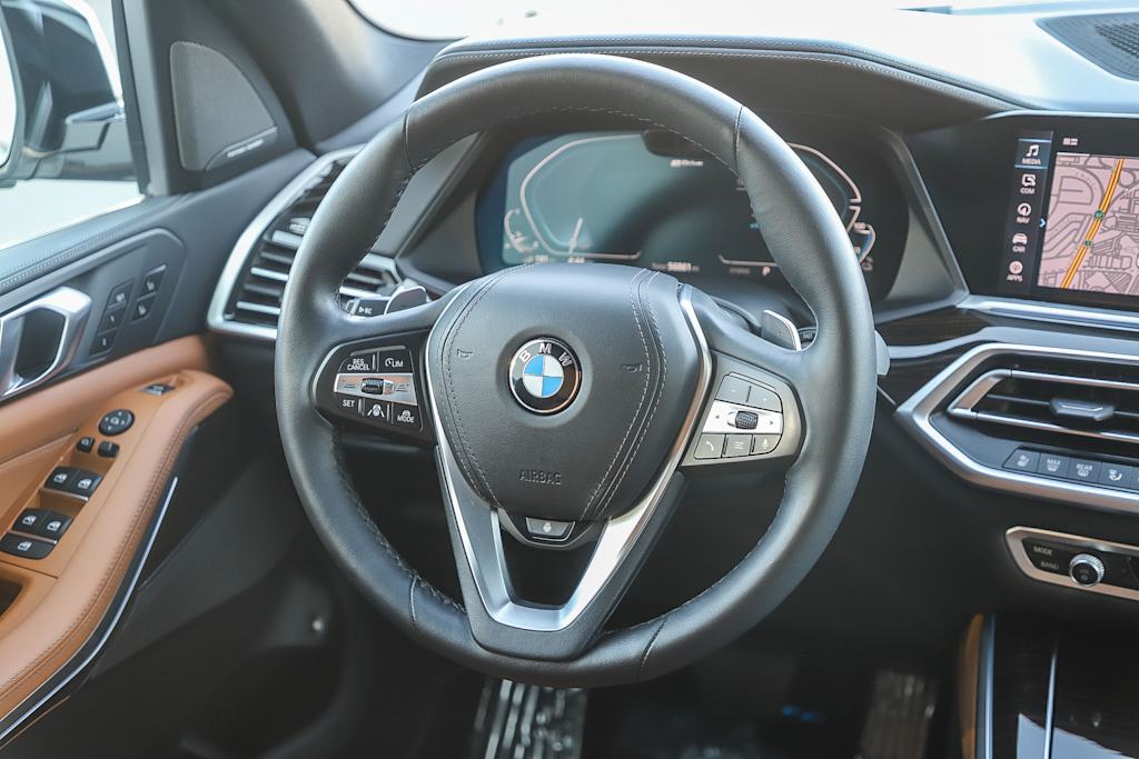 Thumbnail: 2021 BMW X5 - 8