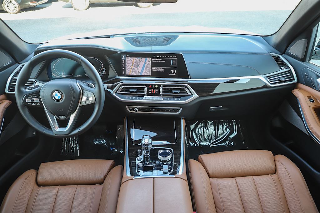 Thumbnail: 2021 BMW X5 - 2